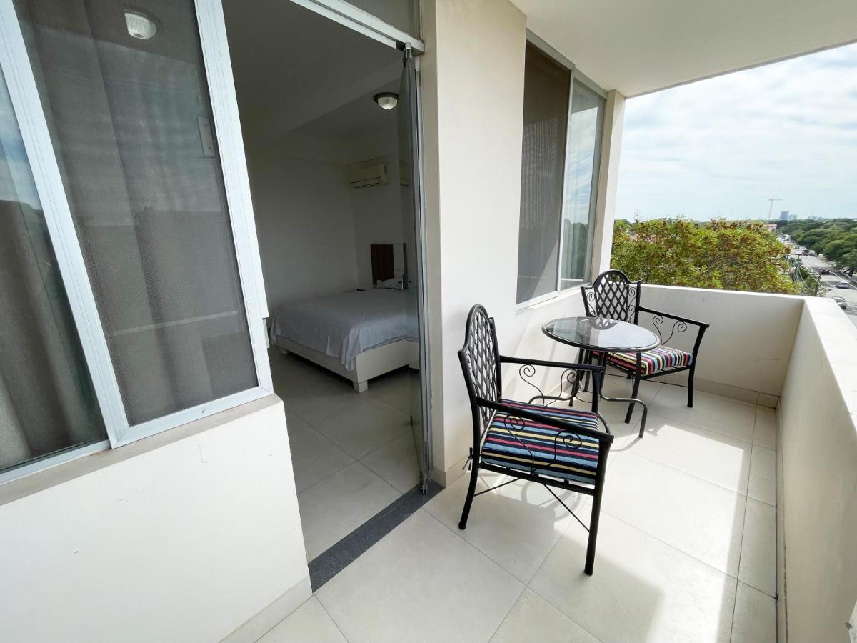 Edificio Las Palmas 3100 Santa Cruz de La Sierra Ngoại thất bức ảnh