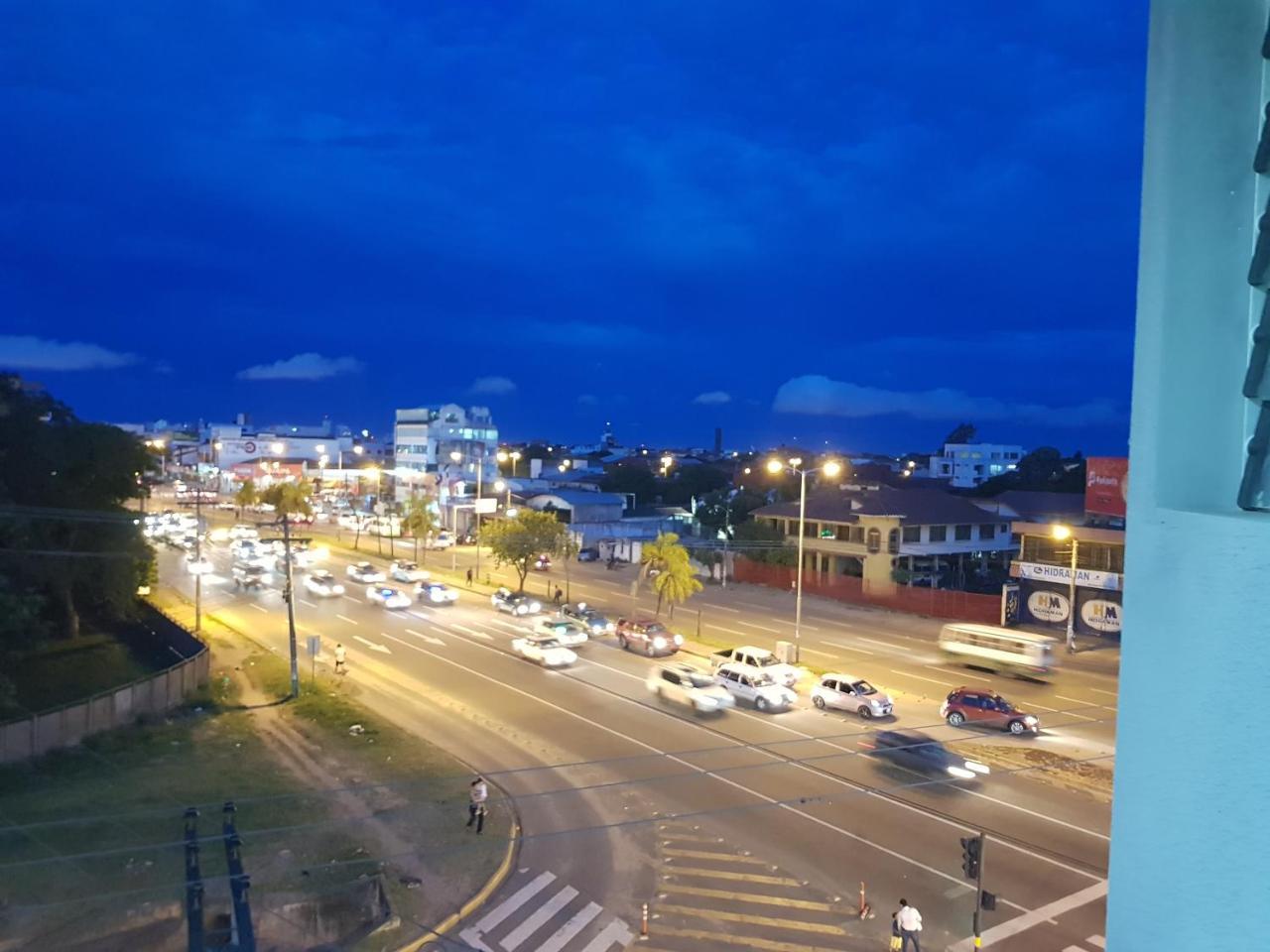 Edificio Las Palmas 3100 Santa Cruz de La Sierra Ngoại thất bức ảnh